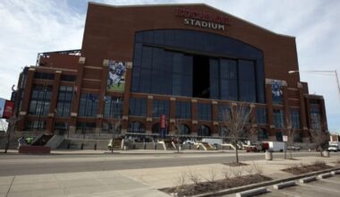 Indianapolis Colts get ticketing upgrade with self-scanning technology