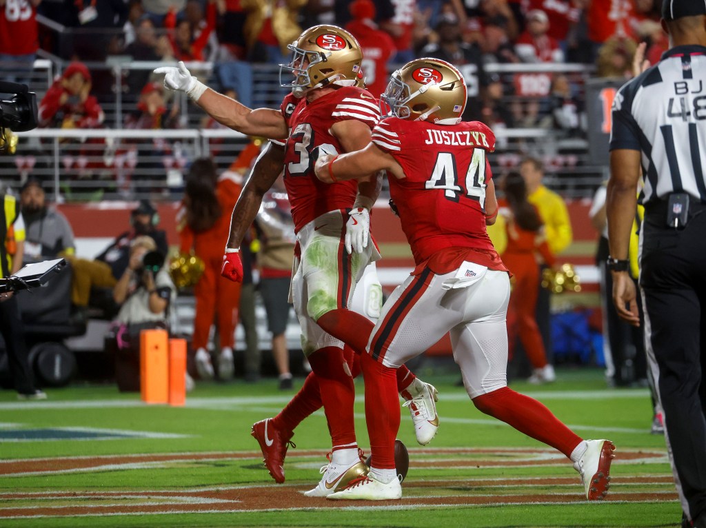 Defense, Shanahan step up in win