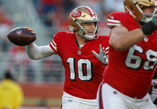 San Francisco 49ers starting quarterback Mac Jones (10) throws against the Atlanta Falcons in the first quarter at Levi's Stadium in Santa Clara, Calif., on Sunday, Oct. 19, 2025. (Nhat V. Meyer/Bay Area News Group)
