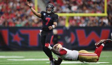 Deommodore Lenoir's game-shifting blunder just one of many in Niners loss to Titans