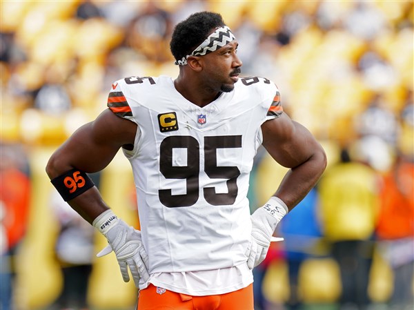 Frustrated Browns look to turn things around against Dolphins