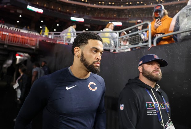Chicago Bears quarterback Caleb Williams takes the field before facing the Washington Commanders on Oct. 13, 2025, at Northwest Stadium in Landover, Maryland. (Brian Cassella/Chicago Tribune)