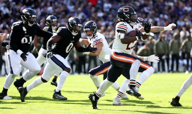 Bears running back Kyle Monangai runs the ball in the first quarter against the Ravens on Sunday, Oct. 26, 2025, at M&T Bank Stadium in Baltimore. (Chris Sweda/Chicago Tribune)
