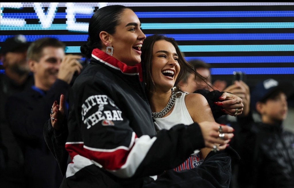 Claire Kittle, Kristin Juszczyk's new YouTube show follows 49ers season