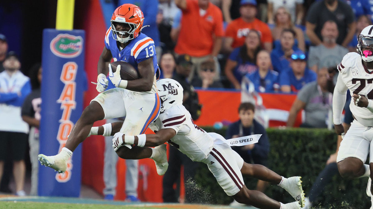 Florida running back Jadan Baugh (13) runs during the second half an NCAA football game at Steve Spurrier Field at Ben Hill Griffin Stadium in Gainesville, F