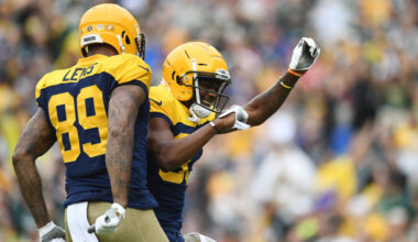 Broncos add veteran tight end on verge of making history