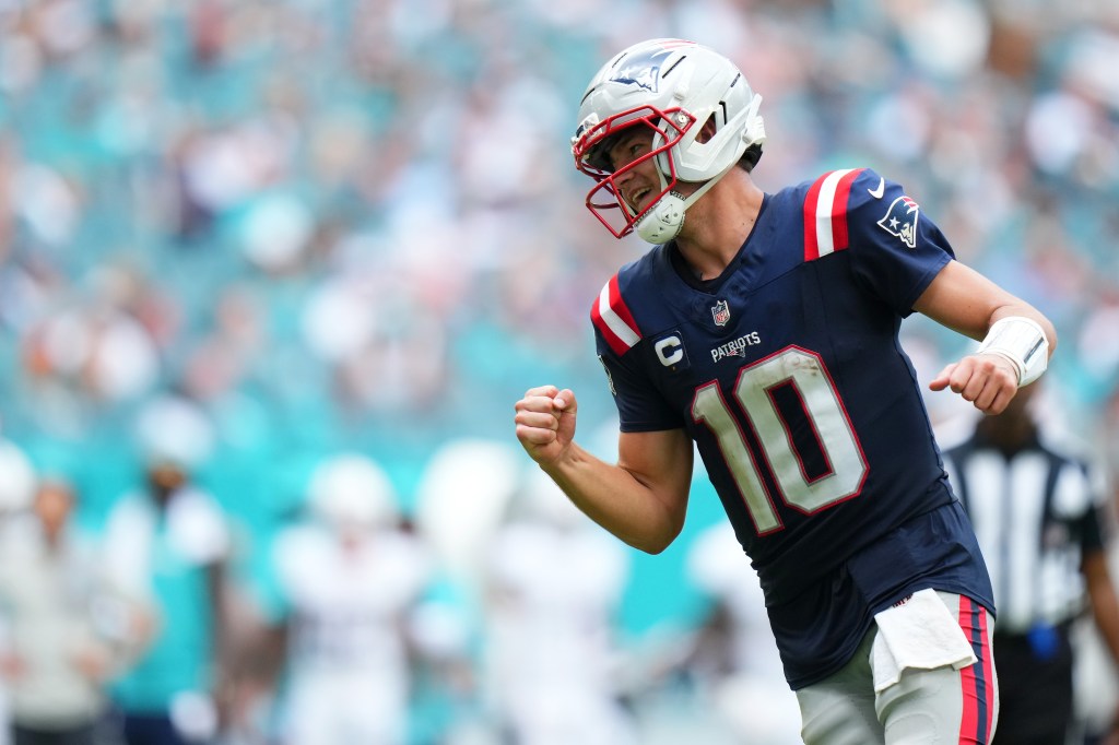 Inside the Patriots' plan to spring Drake Maye for a Year 2 leap