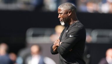 Aaron Glenn is buried under the monumental challenge of being the Jets coach