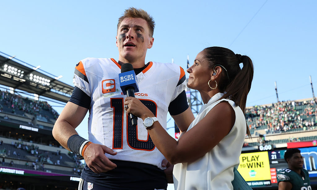 CBS draws huge number for Broncos-Eagles game