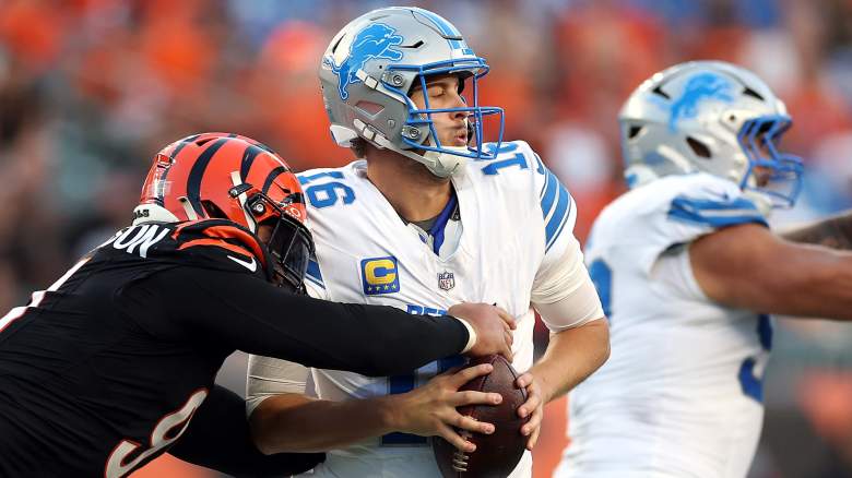 Trey Hendrickson, Jared Goff