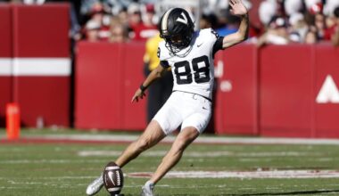 Vanderbilt special teams hosts kicking clinic to prepare students for ‘College GameDay’