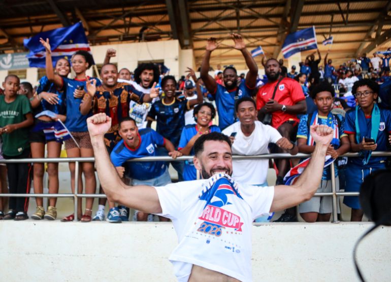 Roberto Lopes of Cape Verde celebrates with supporters.