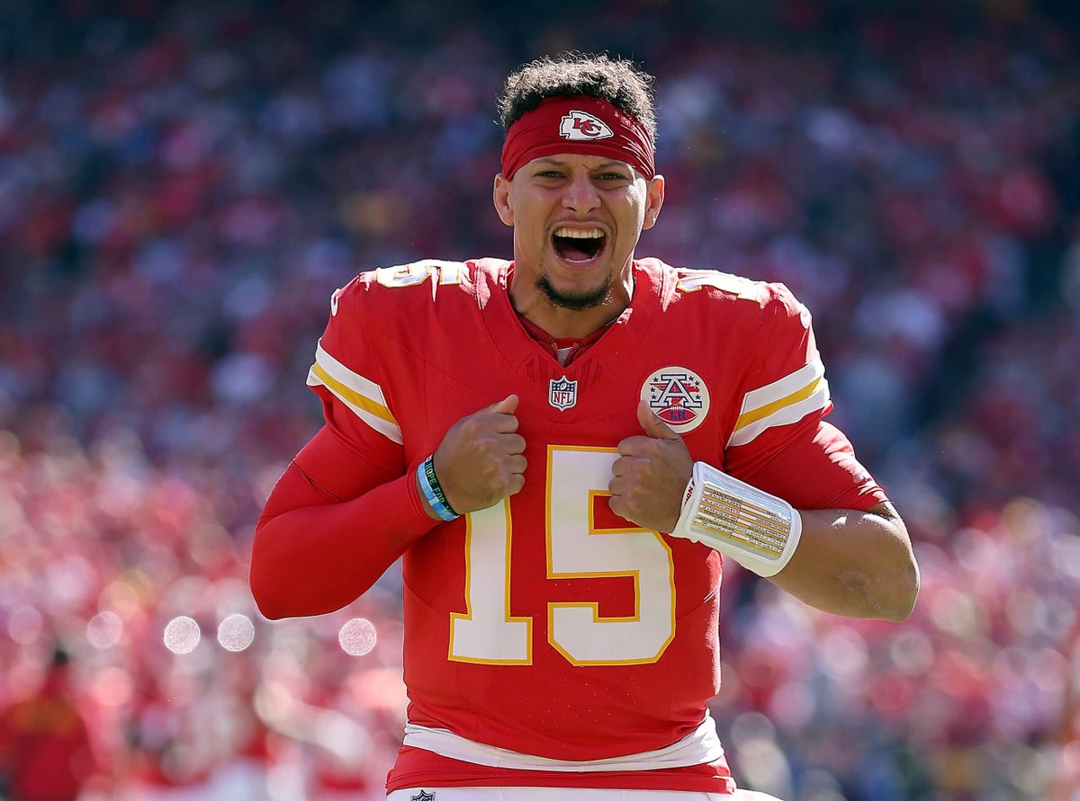 With Rashee Rice back, can Patrick Mahomes finish as fantasy football’s No. 1 quarterback?