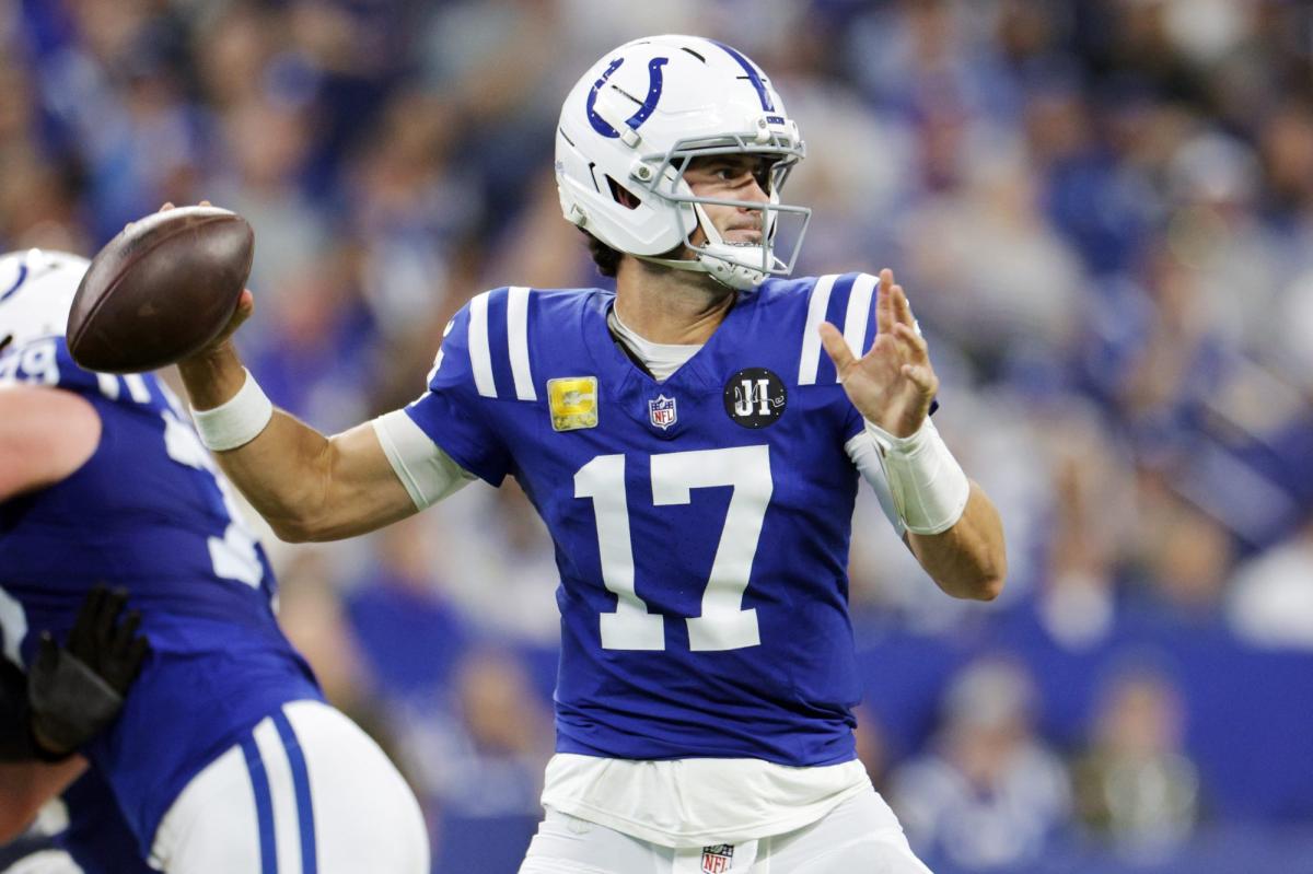 Colts looking to extend Daniel Jones beyond 2025 after impressive start