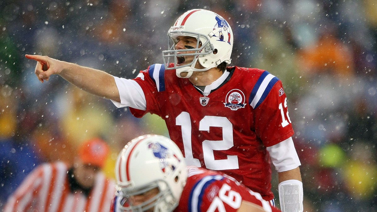 Remembering the Patriots' epic snowy blowout over the Titans - 98.5 The Sports Hub