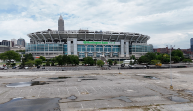 Haslams urged to poll East Side Browns fans about stadium move