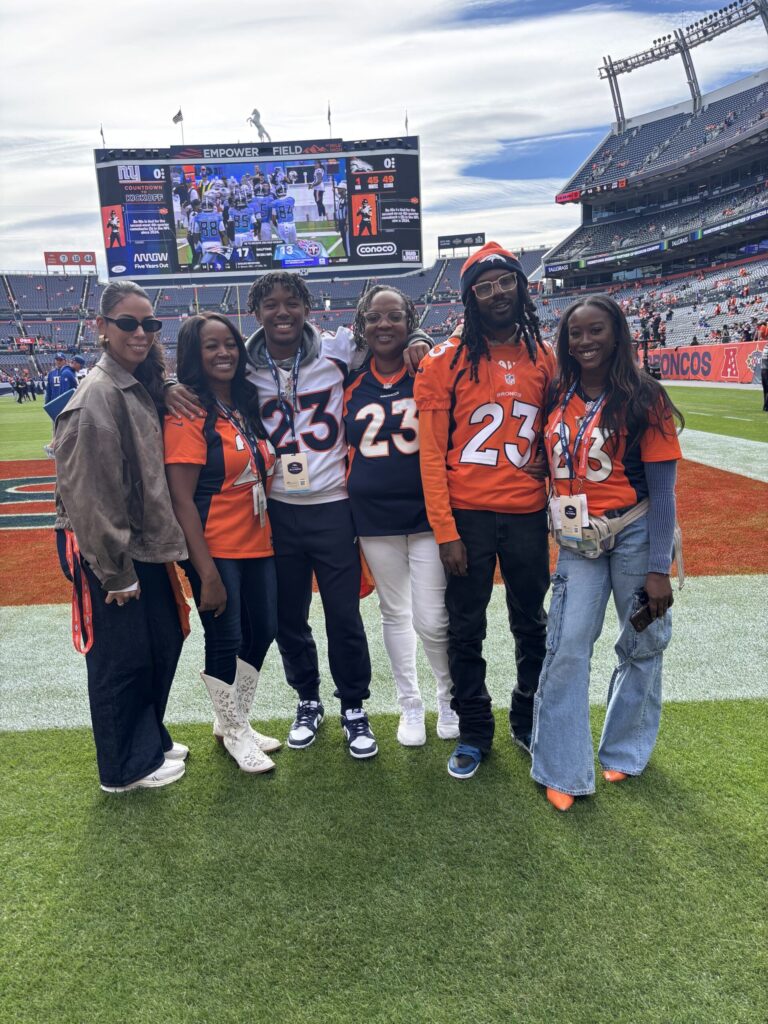 Family of late Broncos RB Ronnie Hillman has 'emotional' weekend at 10-year reunion of Super Bowl 50 champs