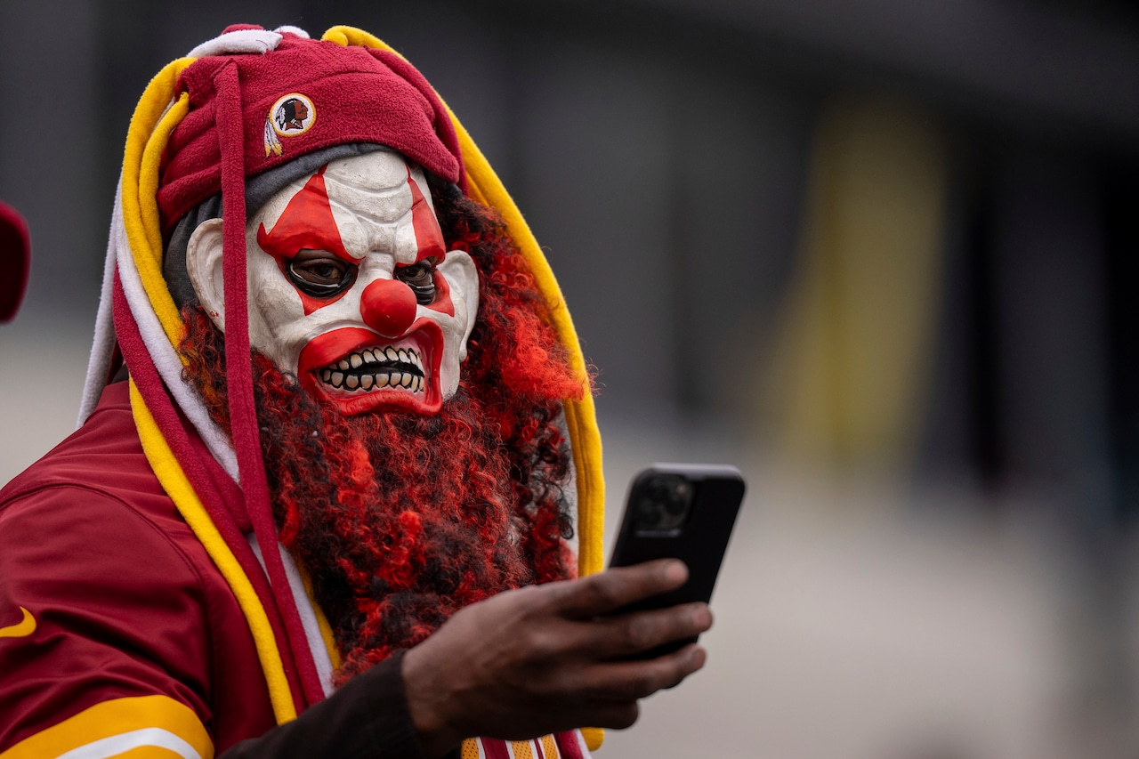 Where to watch Chicago Bears vs Washington Commanders MNF game streaming live on demand for free tonight; Monday Night Football Week 6 kickoff time, TV channel, spread, odds, prediction