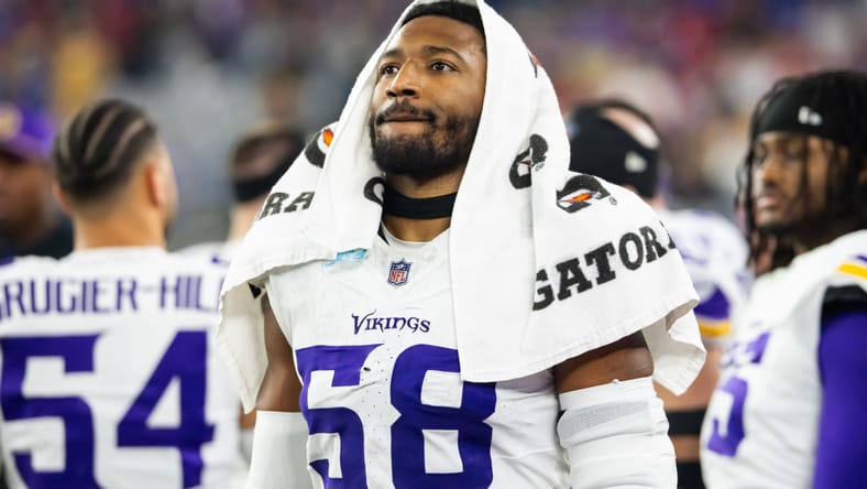Vikings linebacker Jonathan Greenard lines up on defense against the Rams in a playoff game. vikings rumors jonathan greenard dallas turner graham glasgow.