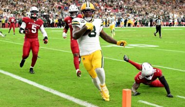 In the Trenches for Green Bay Packers at Arizona |