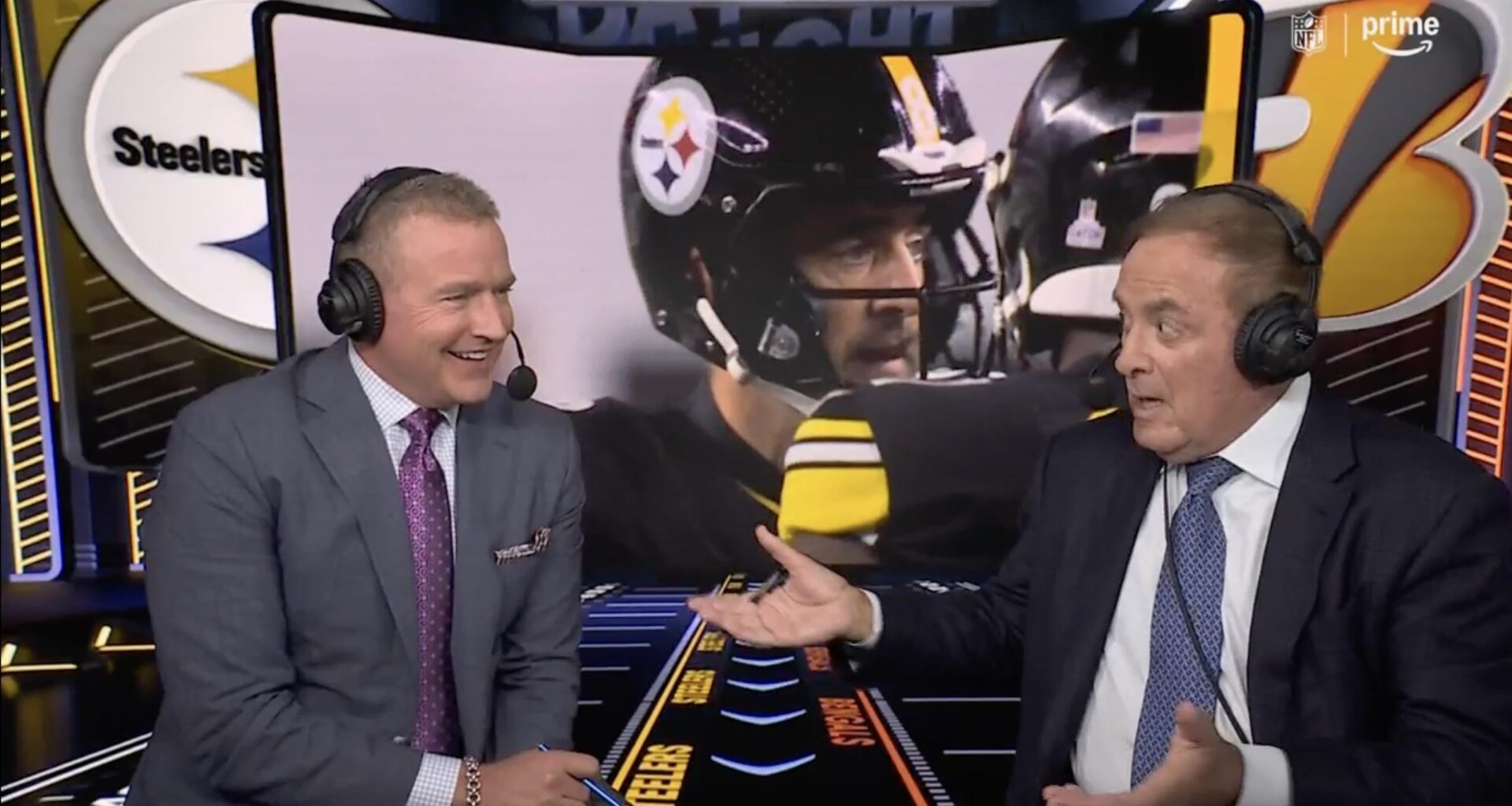 Al Michaels, Kirk Herbstreit react to Aaron Rodgers conversation