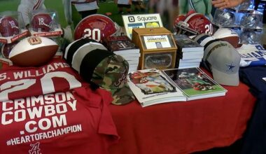 Former Bama, Dallas Cowboy star in Tuscaloosa