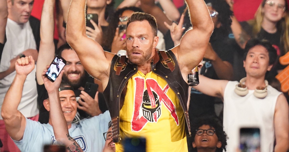 LA Knight Is Very Popular In The Dallas Cowboys Locker Room