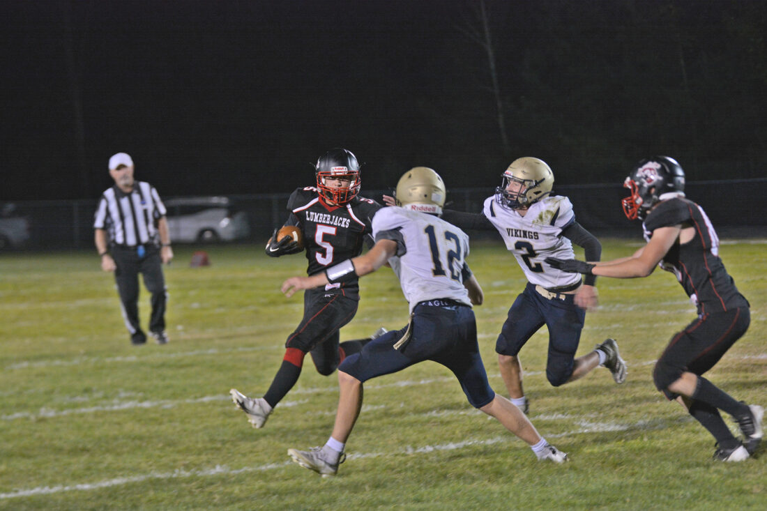 Vikings take down Tupper on gridiron | News, Sports, Jobs