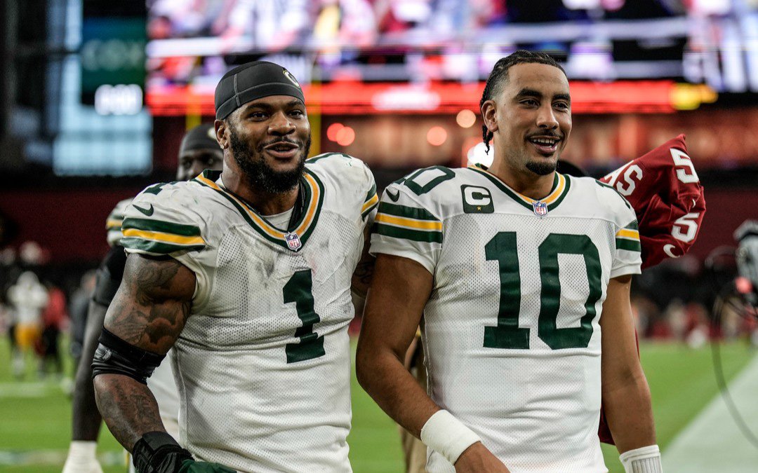 Packers Overcome Jet Lag in Arizona
