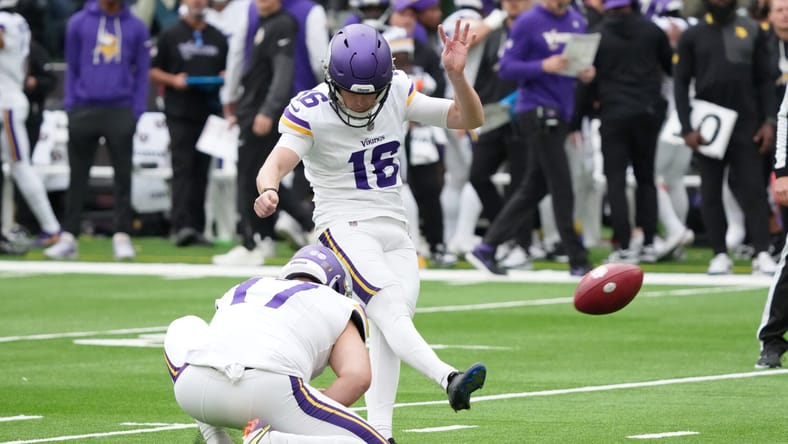 Will Reichard : London Games-Minnesota Vikings at Cleveland Browns