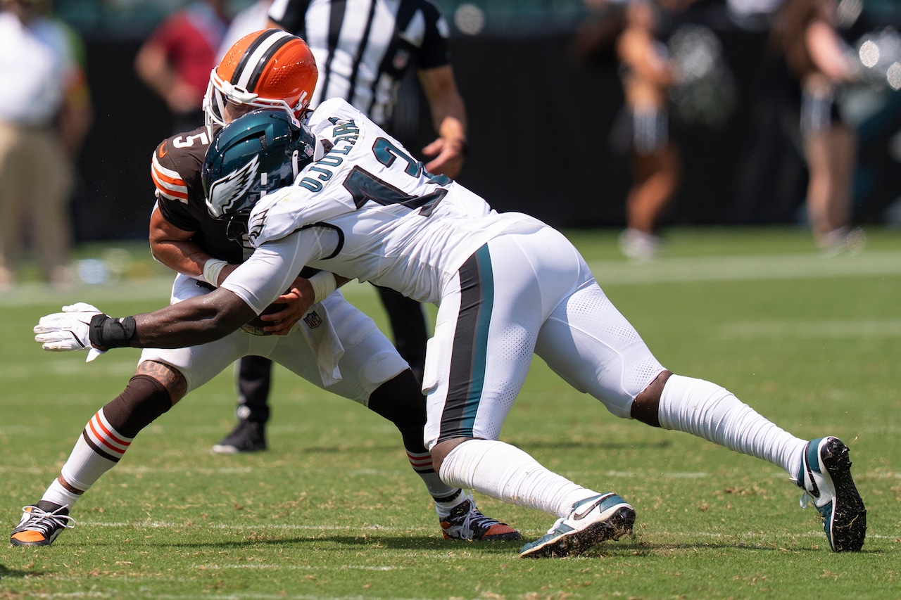 How a $3 million Eagles signing went from benchwarmer to starter in just two weeks