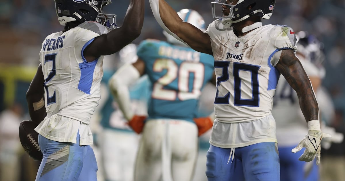 Tennessee Titans activating RB Tyjae Spears for game vs. Arizona Cardinals