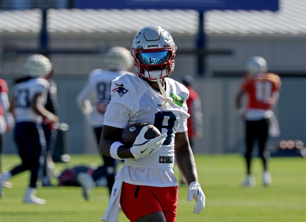 Stefon Diggs limited by new injury Wednesday, starters sit