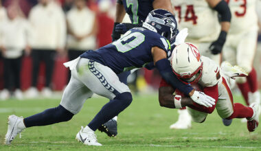 Seattle Seahawks Julian Love tackle Arizona Cardinals 2025...