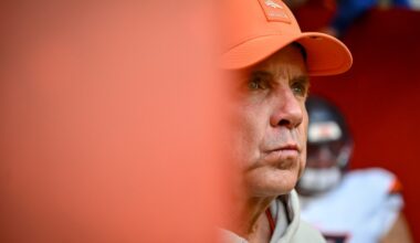 Broncos' Sean Payton needs to bench Broncos play-caller Sean Payton