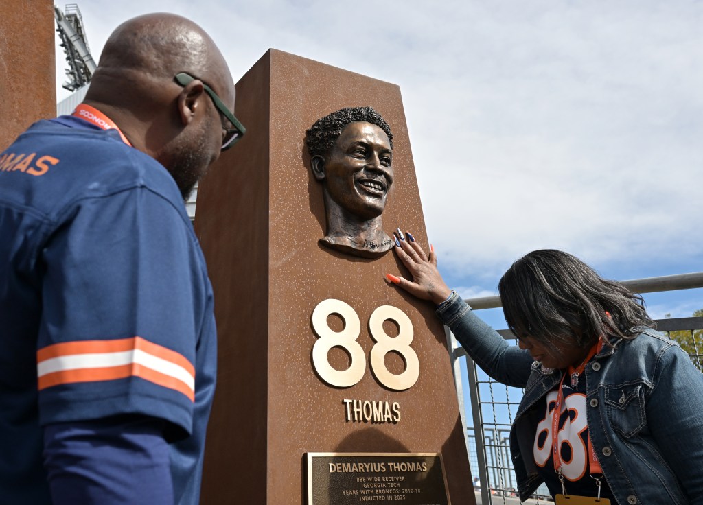 Demaryius Thomas inducted into Broncos' Ring of Fame
