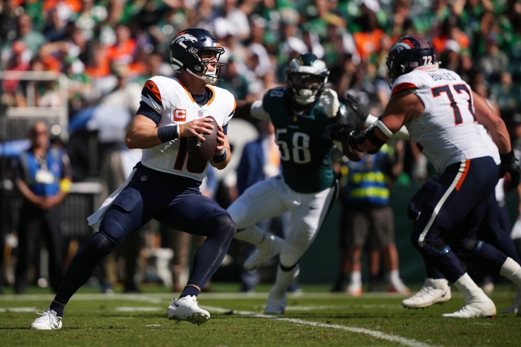 Bo Nix's 4th-quarter vs. Eagles keyed by tempo, blitz recognition