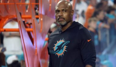 Miami Dolphins defense forcing turnovers, needs to stop run