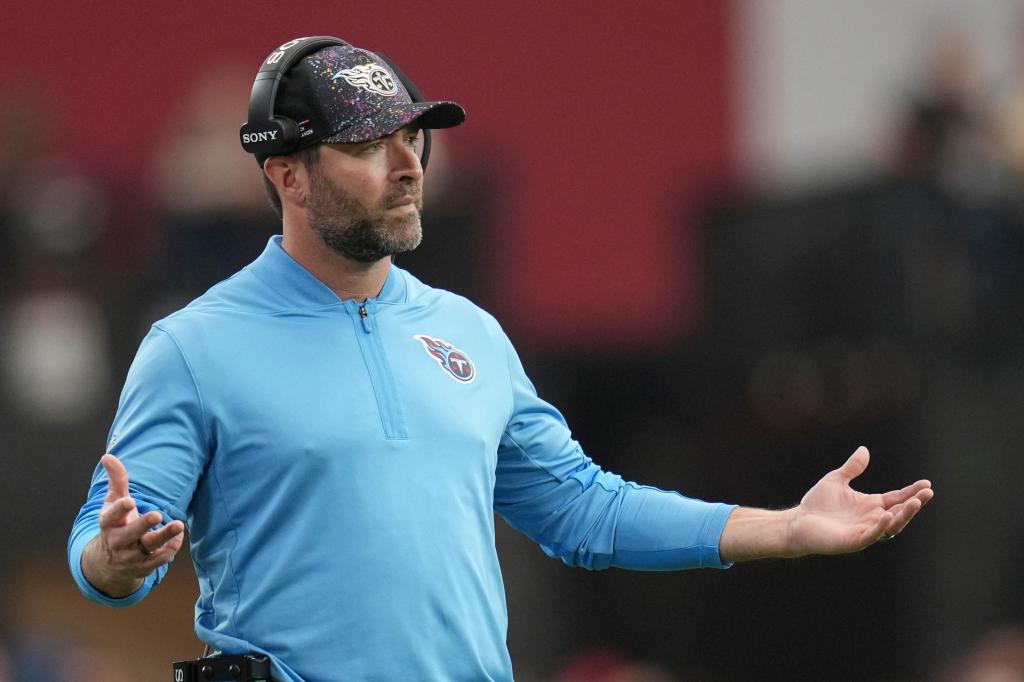 Tennessee Titans' Brian Callahan is 1st NFL coach fired