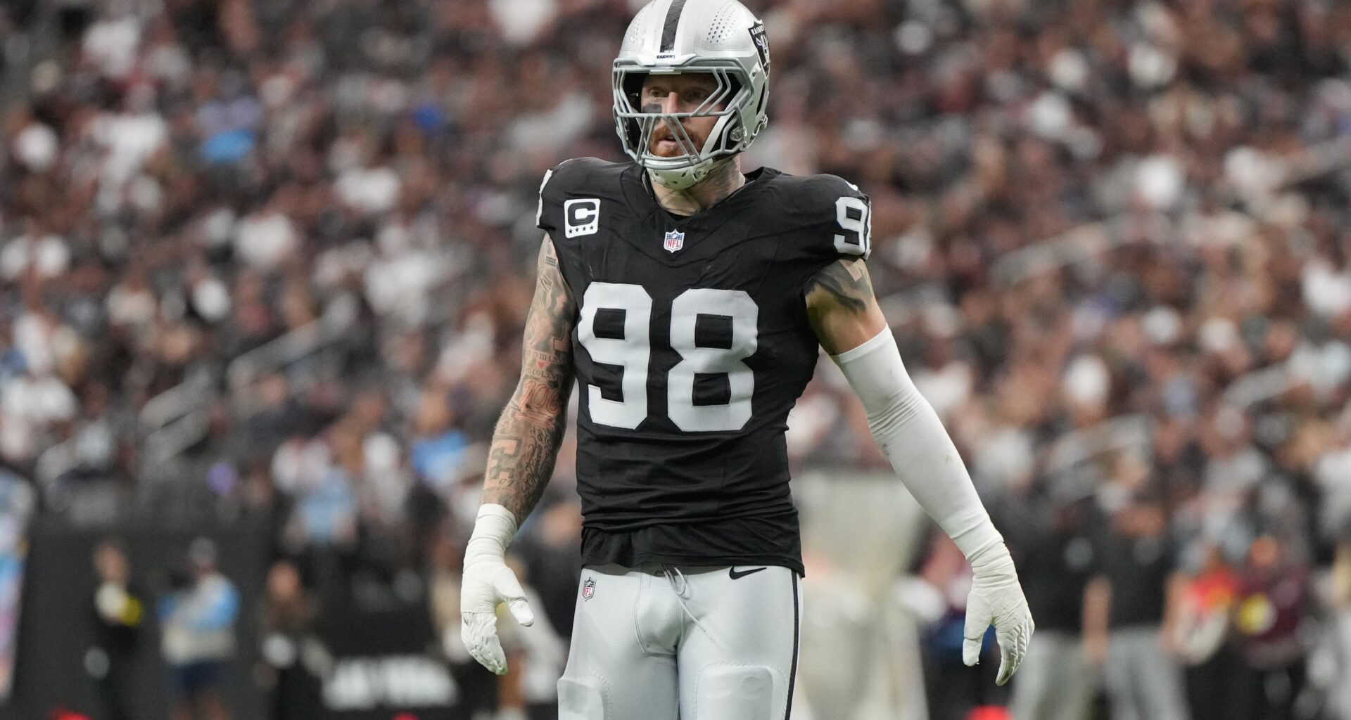 Raiders' Maxx Crosby Reportedly Won't Be Traded at Deadline amid Cowboys, NFL Rumors