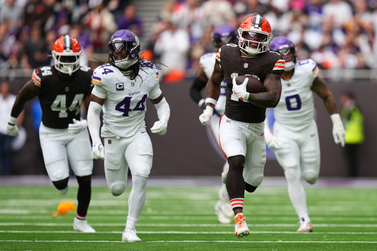 Vikings Browns Football