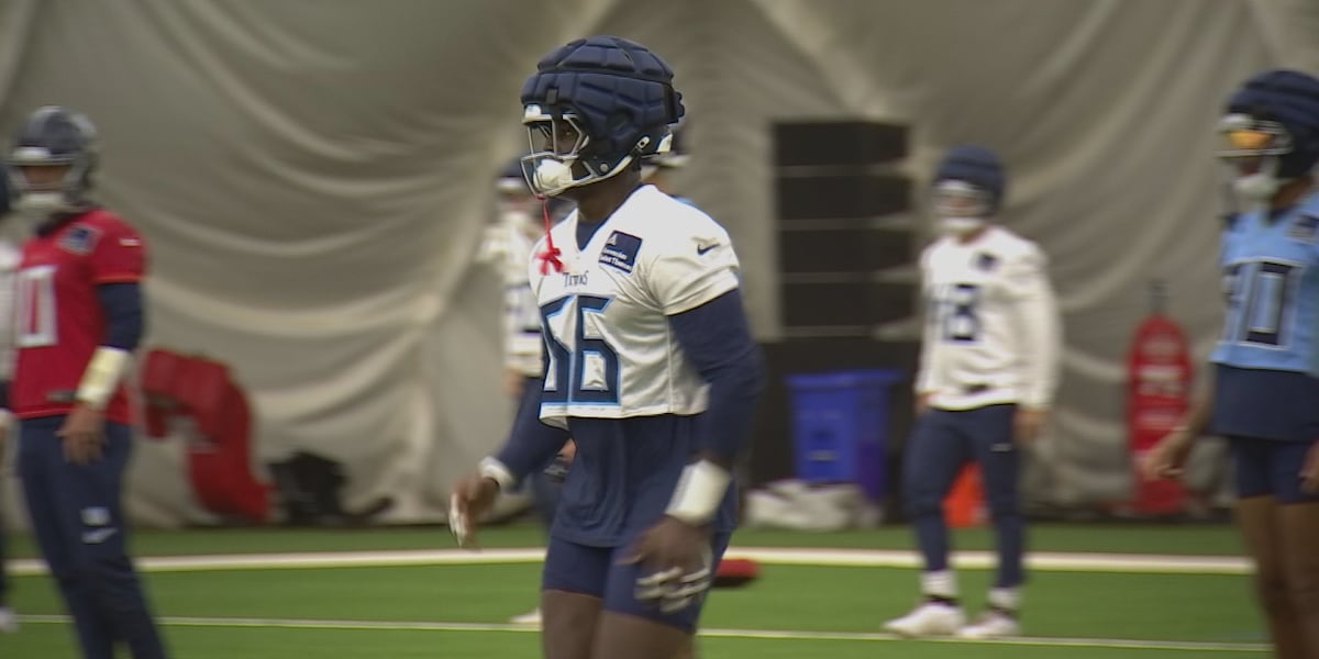 Tennessee signs CB Micah Robinson, OLB Truman Jones to 53-man roster.