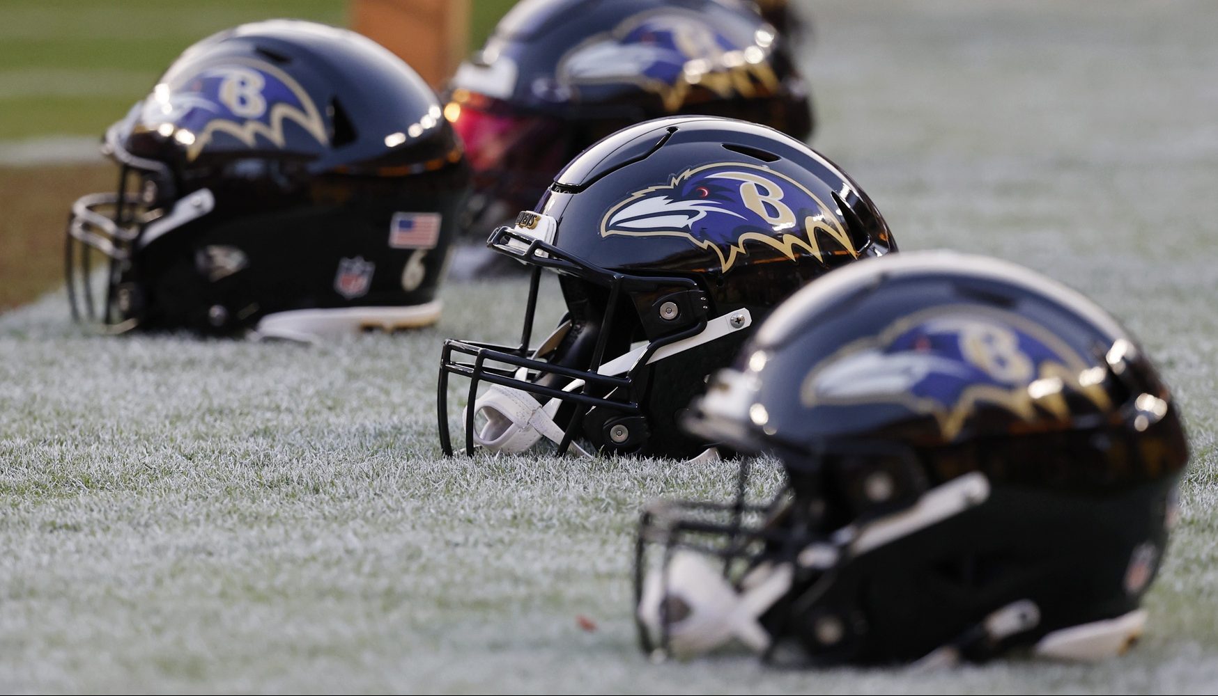 Ravens gut locker room after horrible start to season