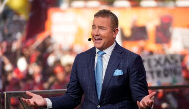 Kirk Herbstreit doubles down on his Adidas disdain