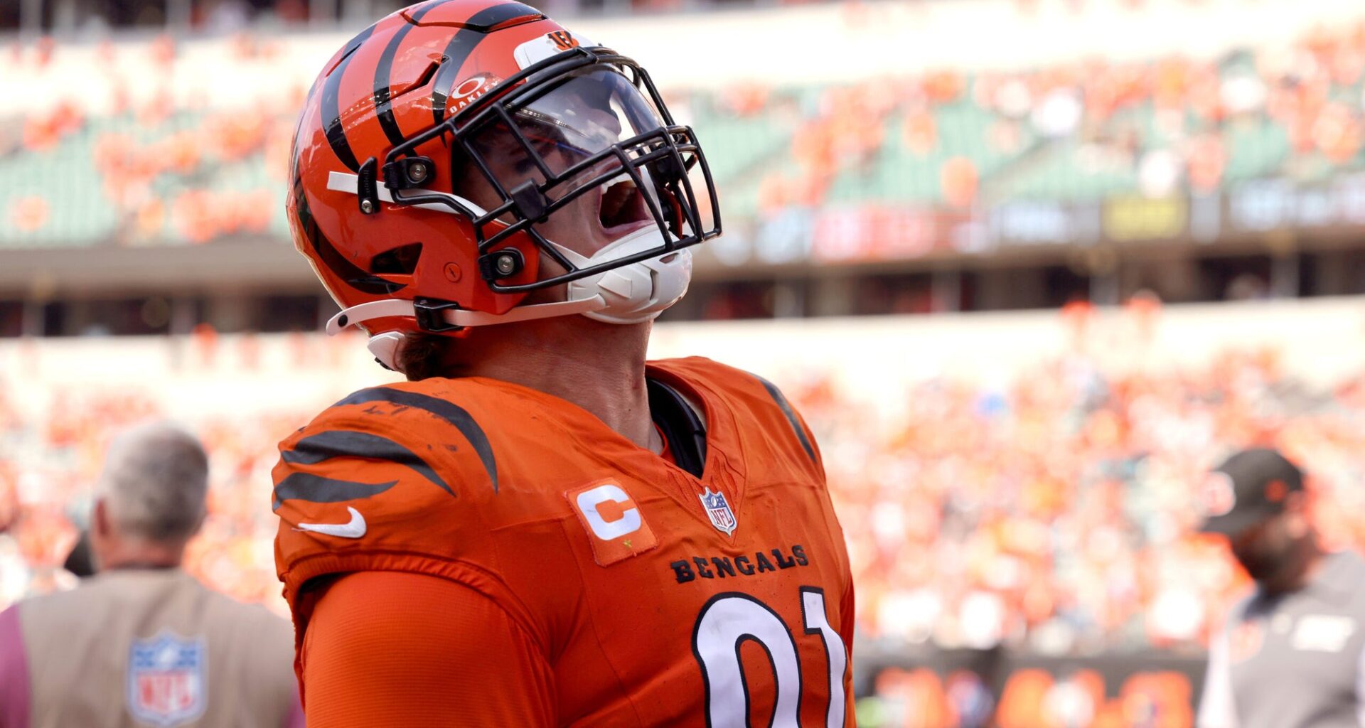 Big-name edge rushers could be available to Patriots at trade deadline - 98.5 The Sports Hub