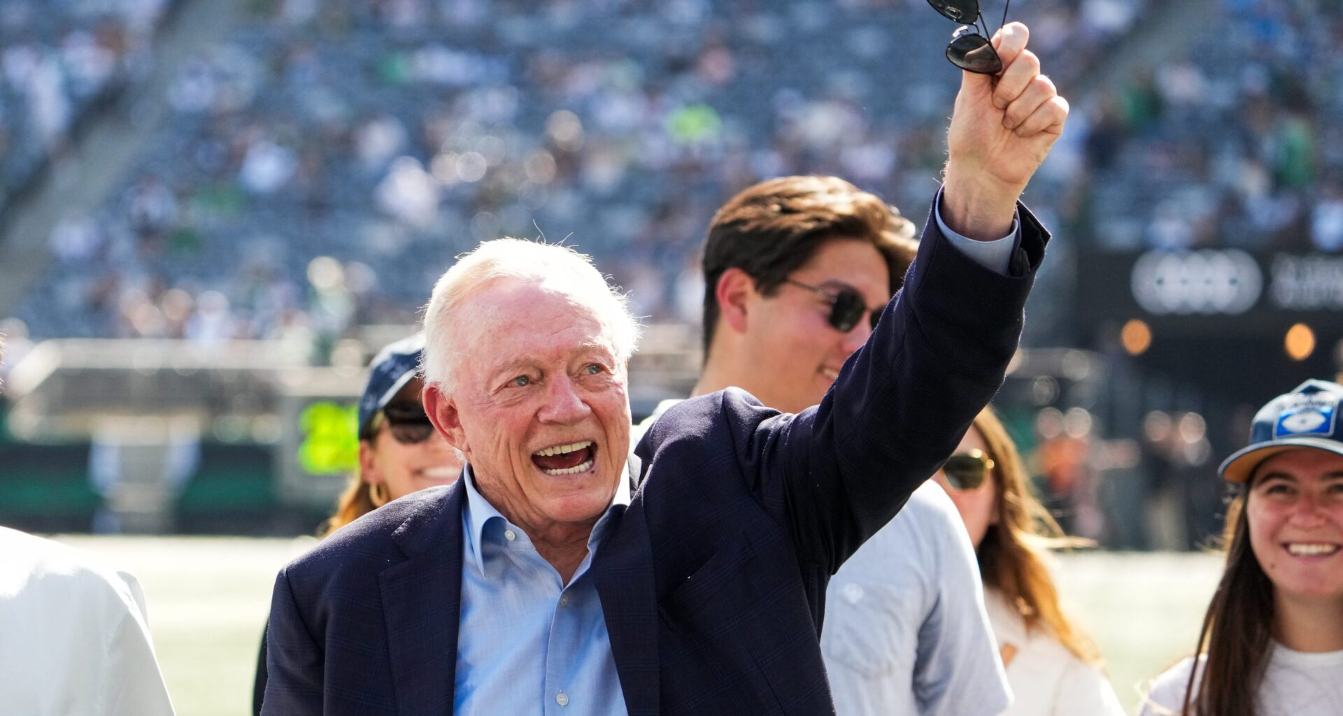 Cowboys Could Win the NFC East With the Right Trade – The Lead