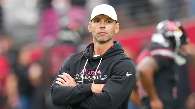 Arizona Cardinals punishing Jonathan Gannon ahead of Week 6 game vs. Colts image