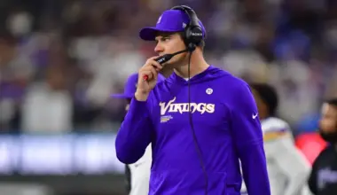 Vikings 'need' to trade for former top-5 QB draft pick, writes ESPN analyst image