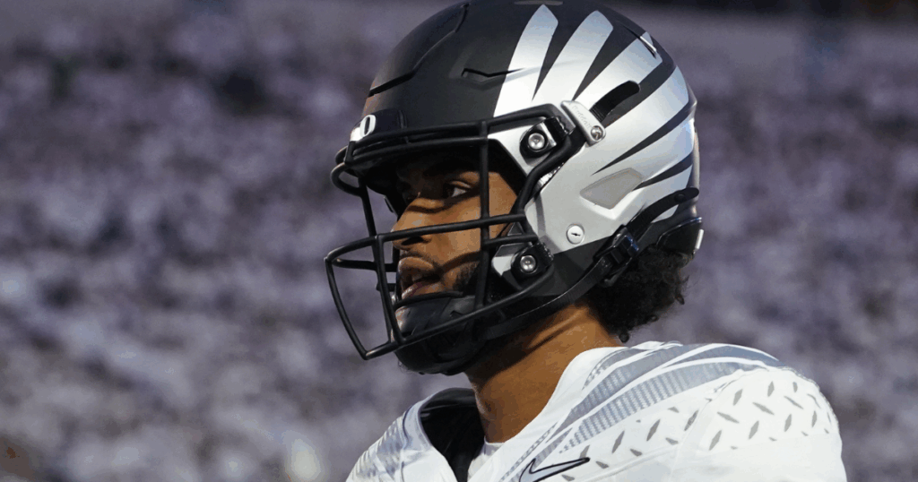 Oregon QB Dante Moore