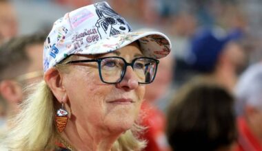 Here’s How Donna Kelce Filled in for Taylor Swift’s at Chiefs’ MNF Game